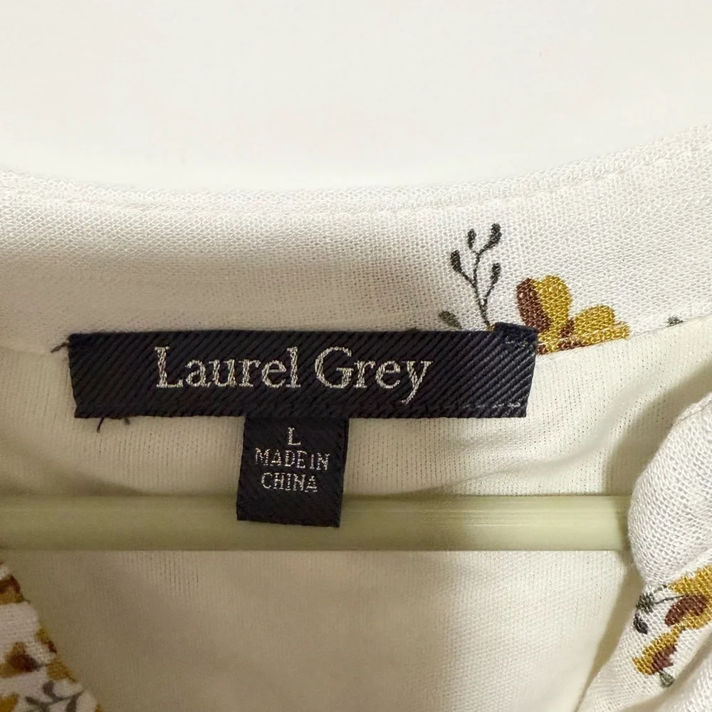 Floral Print White Dress size Large - Picture 7 of 8